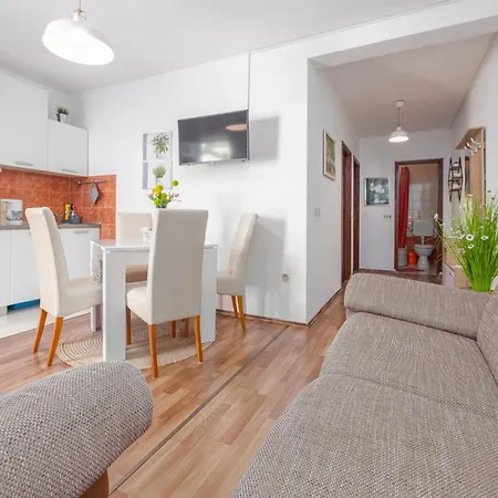 Apartment Cozy In With House Sea View *